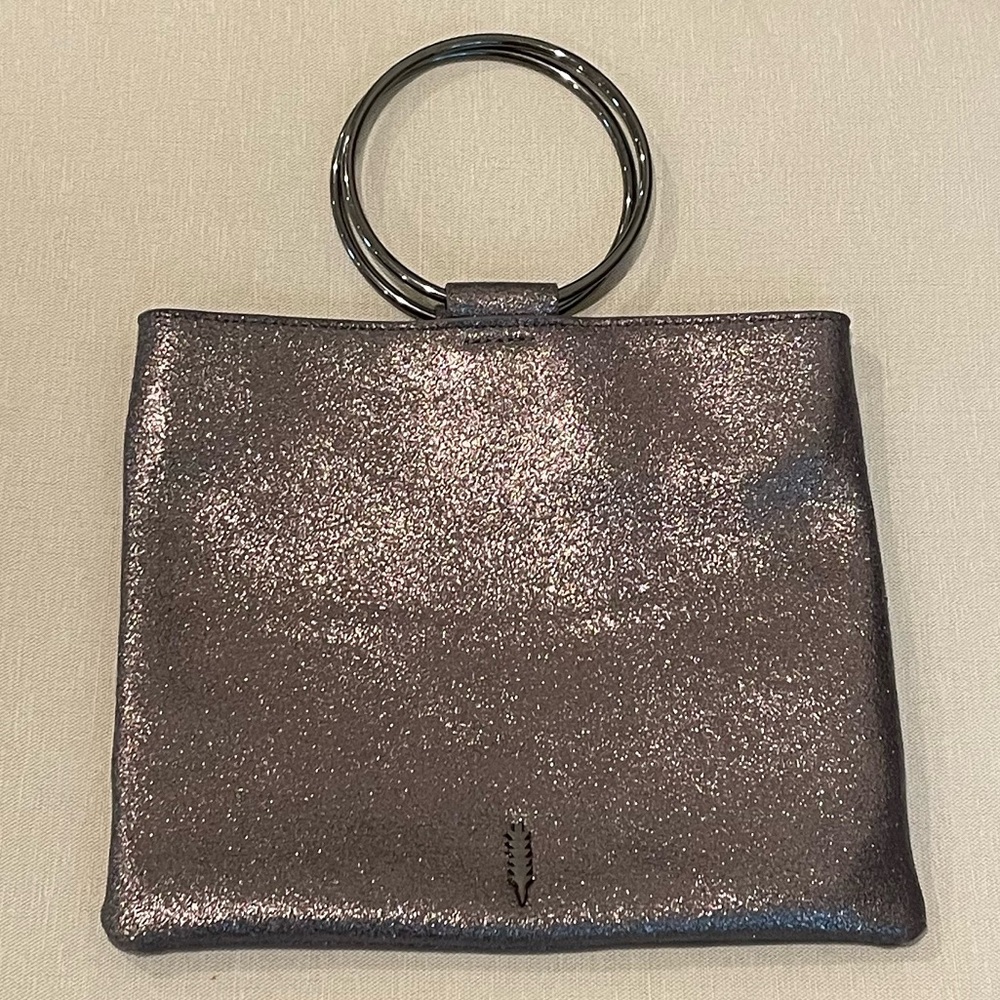 THACKER Le Pouch Crossbody Metallic Silver Women's Bag - Picture 2 of 5